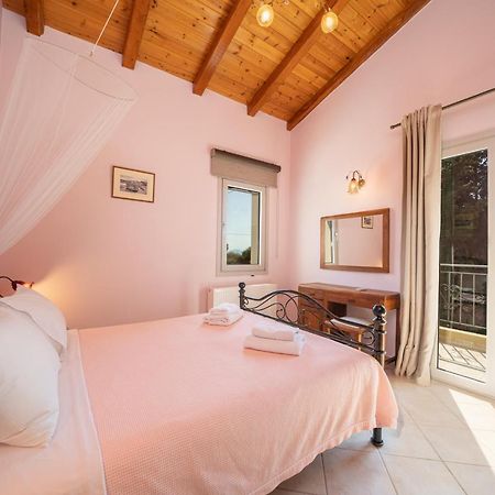 Villa Emily Fiskardo Bagian luar foto
